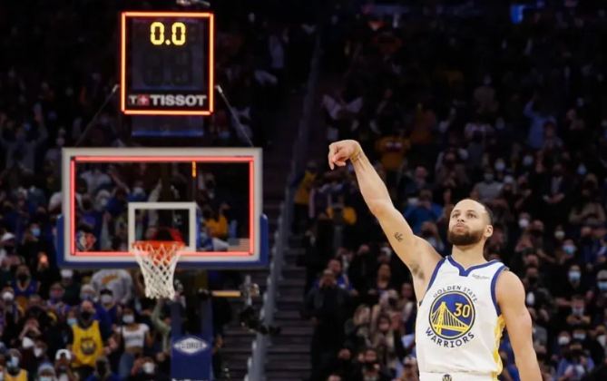  阿尔米隆倒钩绝杀纽卡斯尔客场险胜伯恩茅斯