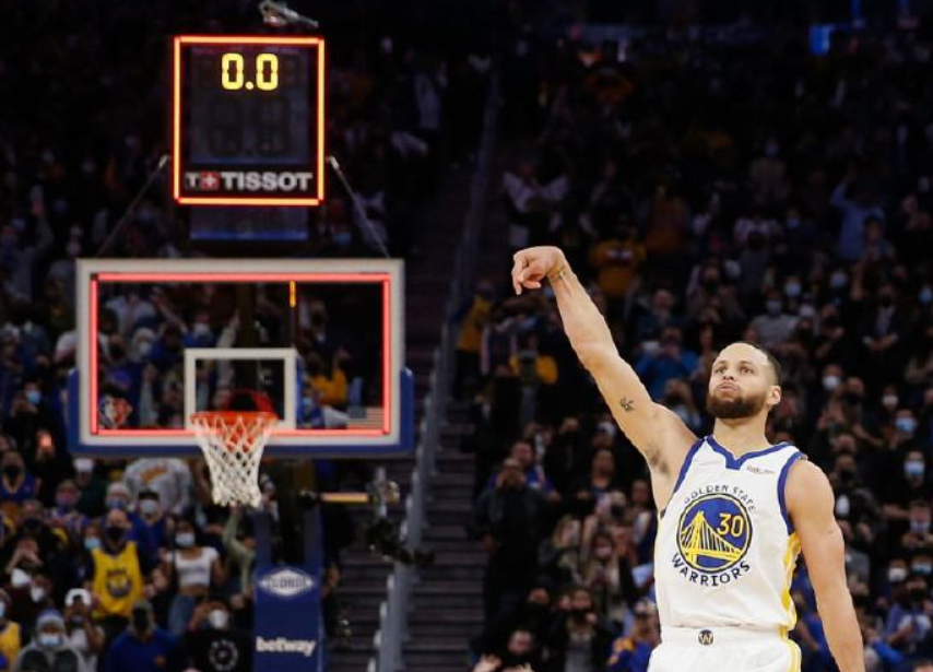  东契奇超远三分绝杀独行侠，达拉斯德比激情四射