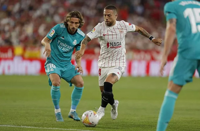  沃尔夫斯堡替补奇兵建功逆转斯图加特保欧战希望